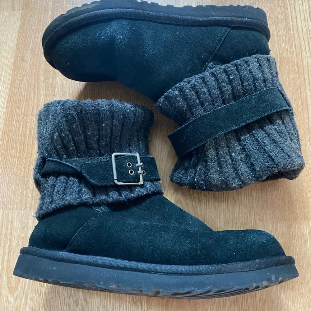 UGG Classic Solene Mini Sweater Buckle Boots Black Size 8